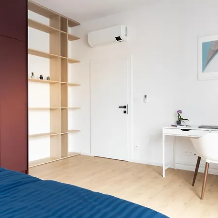 Grand - Luxury With Free Parking Apartament Bratysława